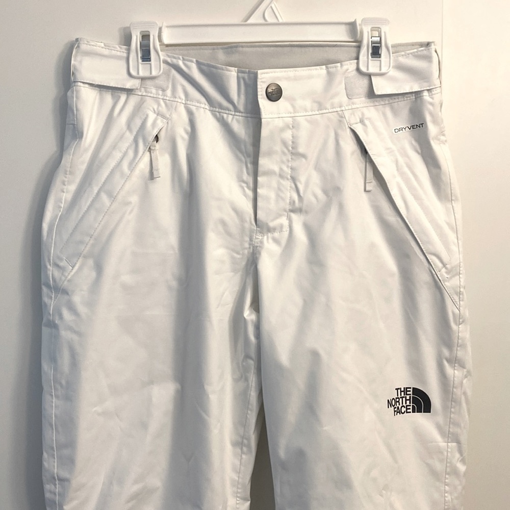 The North Face - Youth Freedom White Snowpants. Size M.